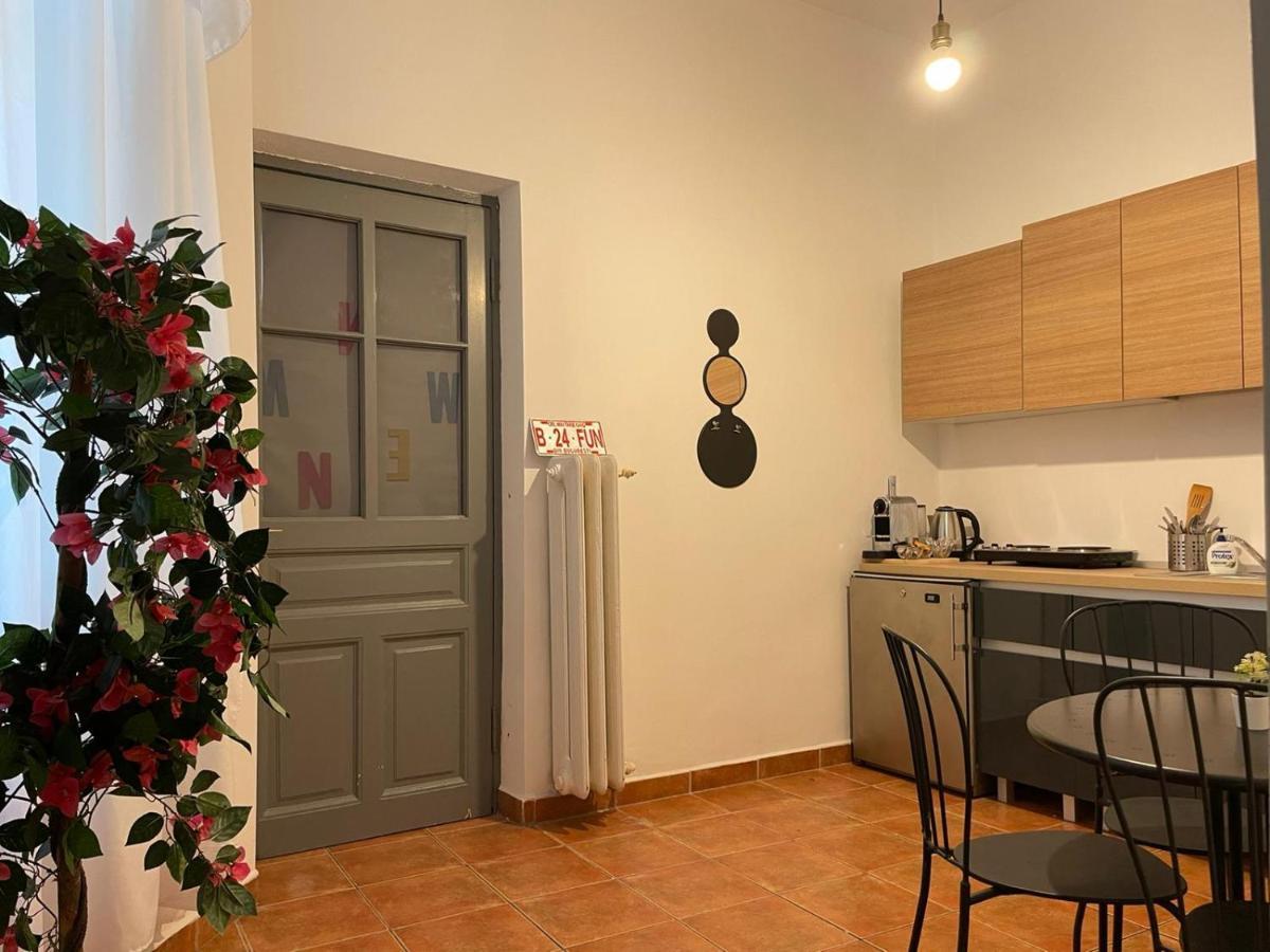 Outstanding 3br Ultracentral Cityview Balcony Aaa Appartamento