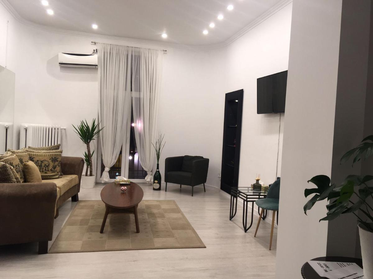 Appartamento Outstanding 3br Ultracentral Cityview Balcony Aaa Bucarest